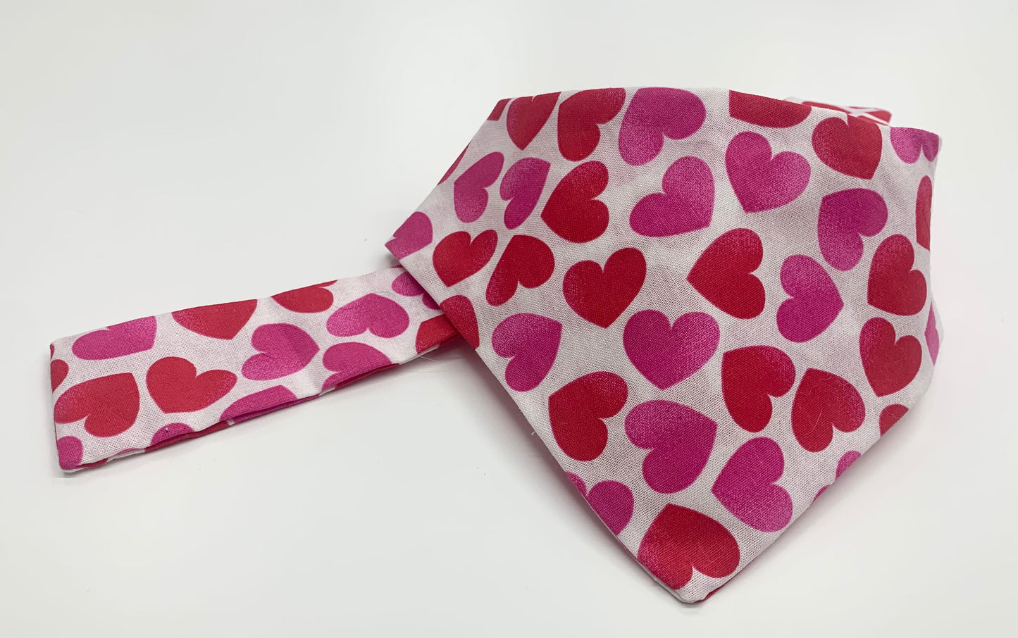 Handmade one of a kind bandana hearts pink red 100% cotton. Great for valentines. Cats dogs pets