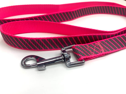 Reflective pink dog leash