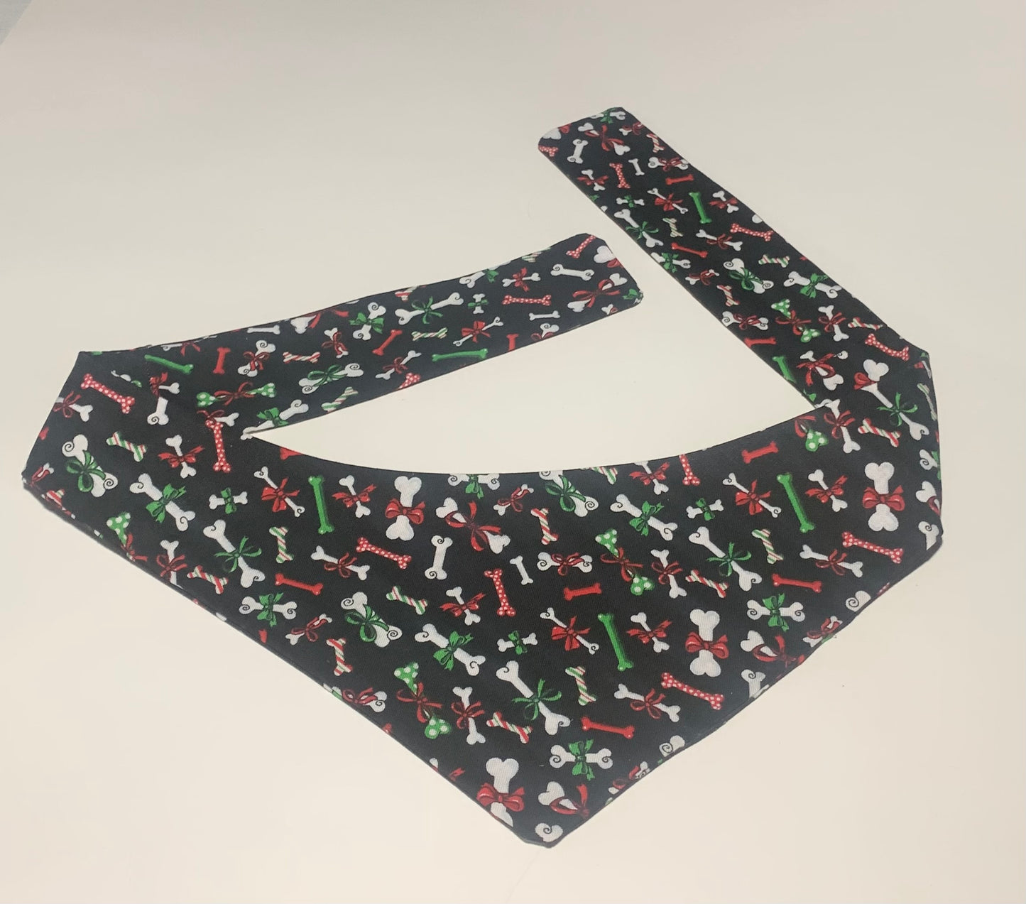 festive christmas bandana for cats and dogs